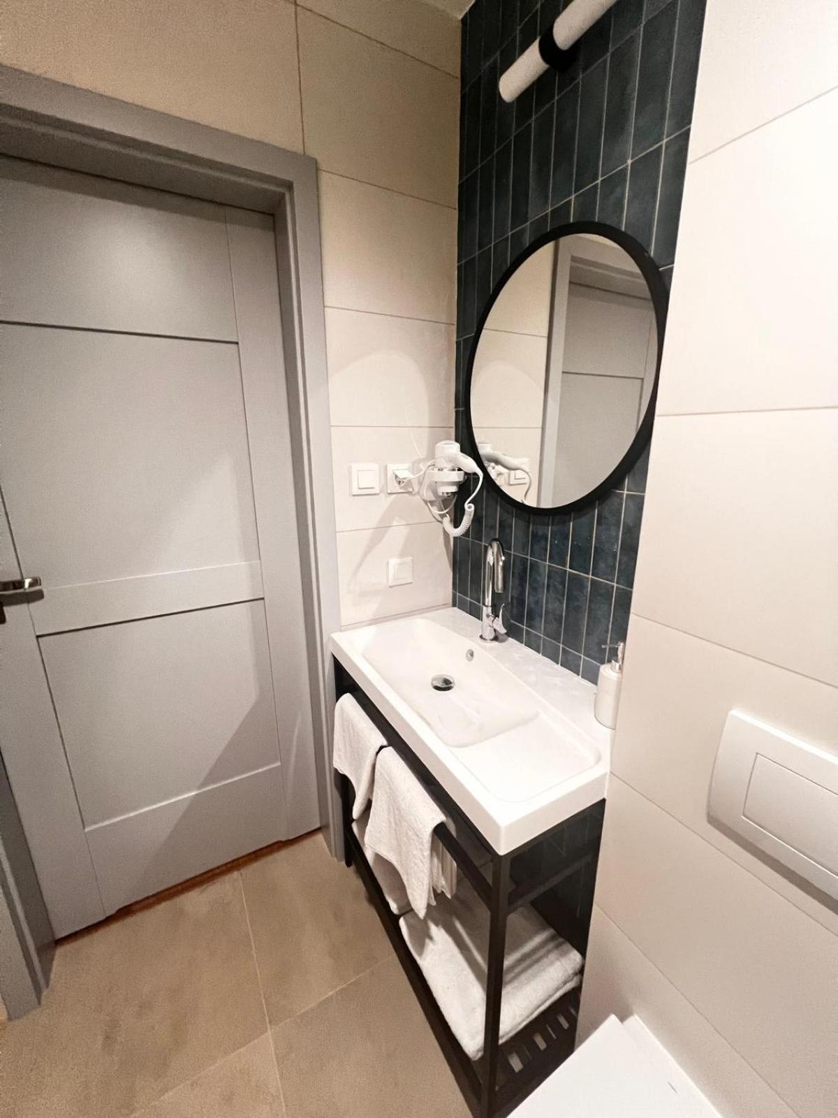 Apartamenty Sw Stanislawa Skierniewice Kültér fotó